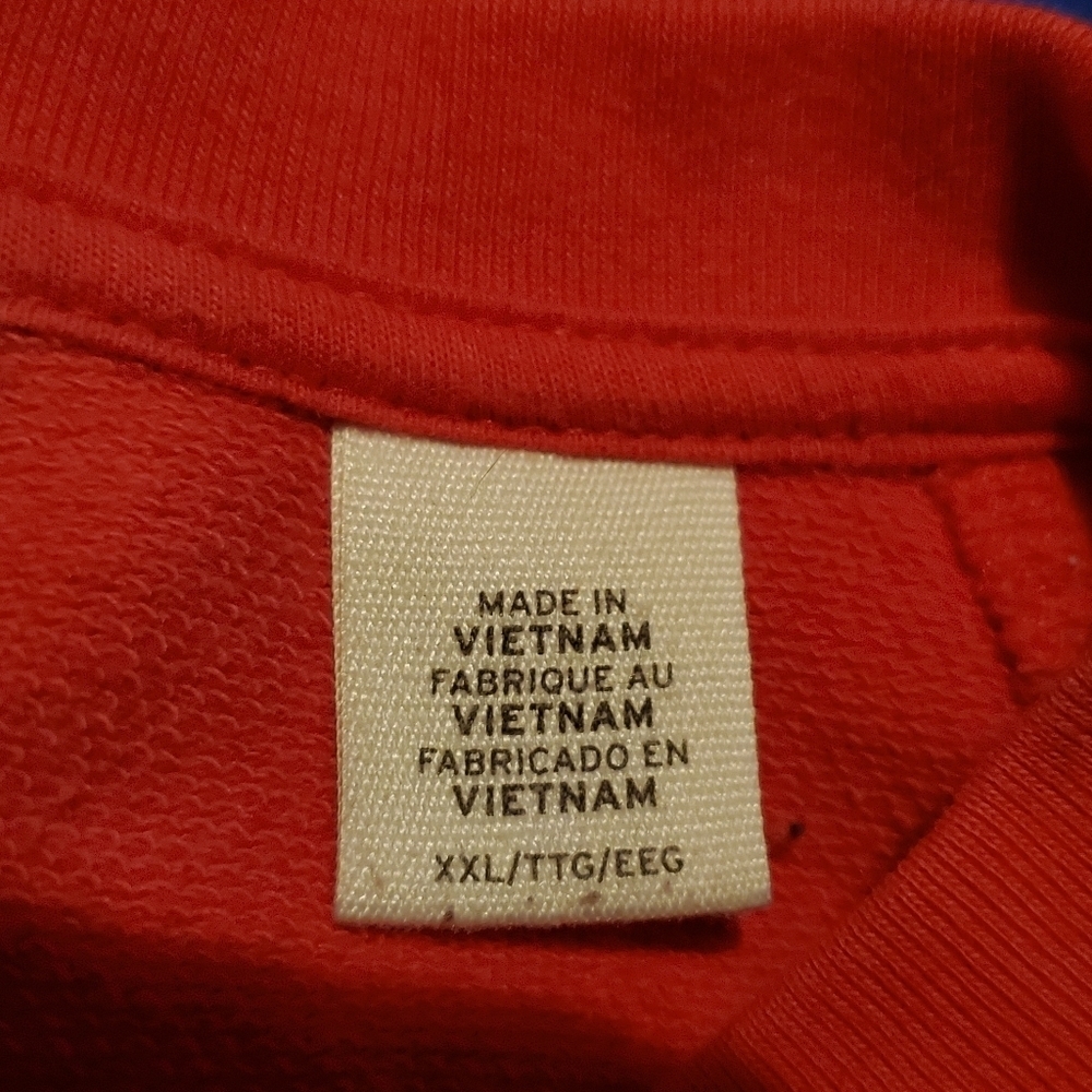 Levi’s Women’s Plus Size Red Acid Wash Tie Dye Sweatshirt Batwing Logo 2X - Picture 3 of 7
